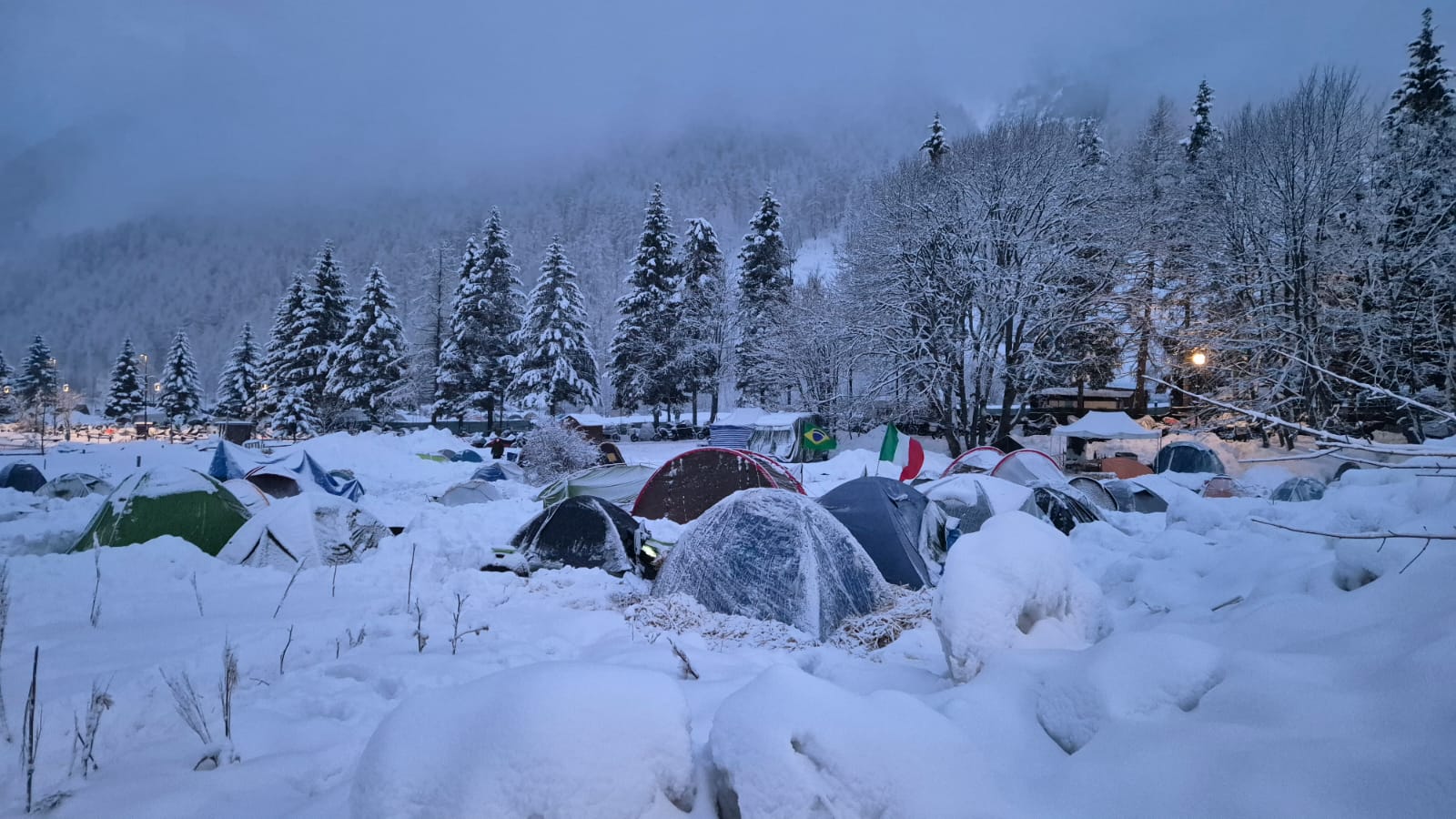 🏍️ Agnellotreffen 2026: Brasiliani sulla Neve in uno dei Più Grandi Motoraduni Invernali d’Europa